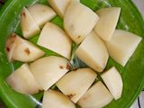 বাঁধাকপি  ও কাতলা মাছের মাথার ঘন্ট (bandhakopi o katla macher ghonto recipe in Bengali)