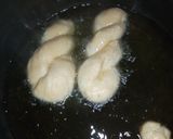 A picture of step 4 of Twisties.