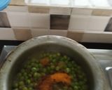 मटार बटाटा भाजी (matar batata bhaji recipe in marathi) रेसिपी स्टेप 3 फोटो 