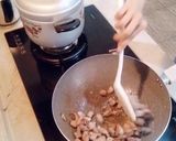 Foto langkah ke 2 dari resep Kwetiau Rebus Daging Jamur.