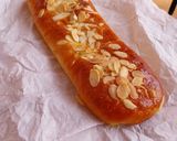 Foto del paso 13 de la receta: Cocas brioche rellenas de mazapán: de crema quemada y almendras