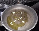 Foto del paso 1 de la receta: Antipasta de coliflor con salmón en aceite de oliva