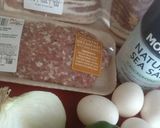 A picture of step 2 of Breakfast Quiche.
