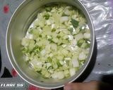 A picture of step 4 of Chinese Cabbage Soup.