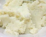 A picture of step 1 of Baked minced meat potato.