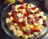 Foto del paso 1 de la receta: Crumble de manzana, pera y frutos rojos