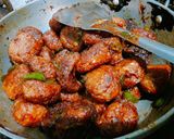 A picture of step 4 of Cabbage manchurian.