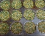 Foto del paso 7 de la receta: Muffins de zanahoria, acelga y huevo rellenos de queso