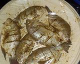 A picture of step 2 of Pepper tilapia fish.
