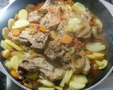 Foto del paso 5 de la receta: Costeletas de cerdo con verduras