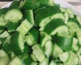 Hình bước làm 3 của món Rong biển dưa leo trộn chua ngọt