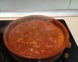 Foto del paso 5 de la receta: Gambas y anguriñas al ajillo con tomate