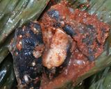 Foto langkah ke 4 dari resep Pepes ikan baung cabe bawang.