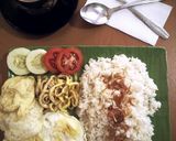 Foto langkah ke 1 dari resep Nasi goreng putih.