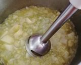Póréhagyma krémleves recept fázis 5 fotója