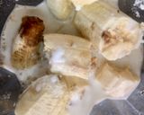 A picture of step 1 of Healthy oatmeal banana pancakes.