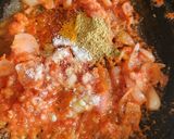A picture of step 5 of Masala Okra.