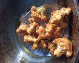 A picture of step 2 of Cauliflower Dry Manchurian.