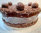 Foto del paso 16 de la receta: Tarta de zanahoria con trufas de leche condensada
