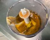 Une image de l'étape 1 de Sauce salade épicée ail moutarde persil aux algues.