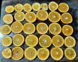 Une image de l'étape 3 de Tranches d'oranges séchées au four 🍊.