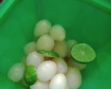 Foto langkah ke 4 dari resep Manisan Rambutan Merah Putih.