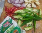 Foto langkah ke 2 dari resep Garang asem ayam tanpa daun pisang.