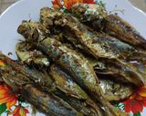 Foto langkah ke 5 dari resep Ikan Layang Goreng Gurihh.