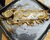 Foto del passaggio 3 della ricetta Spigola con limone 🍋