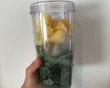 A picture of step 2 of Kale green smoothie (Non-Dairy).