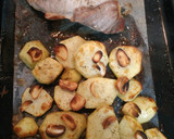 Foto del paso 3 de la receta: Secreto de cerdo a la pimienta con patatas y ajos laminados