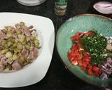 Foto del paso 3 de la receta Tartar de atún con tomate y cebolla moradaal aroma de anís fresco