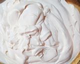 صورة لخطوة 4 من وصفة تشيز كيك الكراميل caramel cheesecake