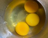 A picture of step 1 of Japanese Rolled Omelette (Dashimaki Tamago-Kansai style), quick breakfast.