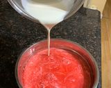 A picture of step 3 of Split Jello!.