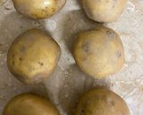 A picture of step 1 of Ultra Crispy Smashed Potatoes 🥔.