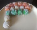 A picture of step 3 of Tricolour Coconut Ladoo.