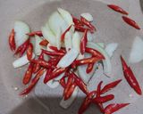 Foto langkah ke 1 dari resep Tumis Kacang Panjang Baso Sapi.