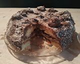 Foto del paso 16 de la receta: Torta de dos cítricos y jengibre decorada con dulce de leche y pera, ganache de chocolate