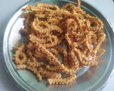 சின்ன வெங்காயம் முறுக்கு ரெசிபி ஸ்டேப் 8 புகைப்படம்