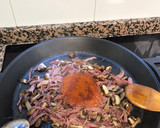 Foto del paso 5 de la receta: Fideuá de pato, foie y setas variadas (al horno)