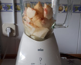 Foto del paso 5 de la receta: 75. Refresco de melón y paraguayas