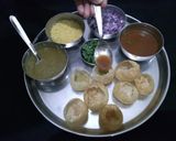 રગડા પૂરી (Ragda Puri Recipe In Gujarati) રેસીપી સ્ટેપ8ફોટો
