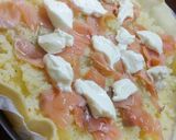 Foto del passaggio 3 della ricetta Torta Salata con Salmone affumicato-patate e robiola