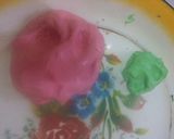 Foto langkah ke 5 dari resep Kue ku strowbery lucu...