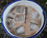 Foto langkah ke 5 dari resep Es Susu Coklat.