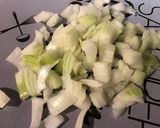 Une image de l'étape 1 de Sauce aux carottes, tomates, ail, oignon et estragon.