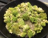 Une image de l'étape 7 de Fleurettes de chou romanesco au bouillon de poisson et estragon.