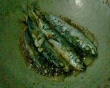Foto langkah ke 1 dari resep Tumis Pindang Kemangi.