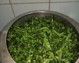 A picture of step 5 of Daal Palak.